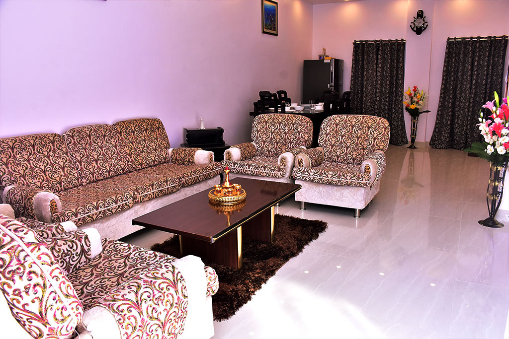 Khutija Saud Residency are known for our exclusive service apaartment & guest house